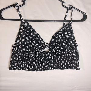 Trendy Womens Garage floral print crop top